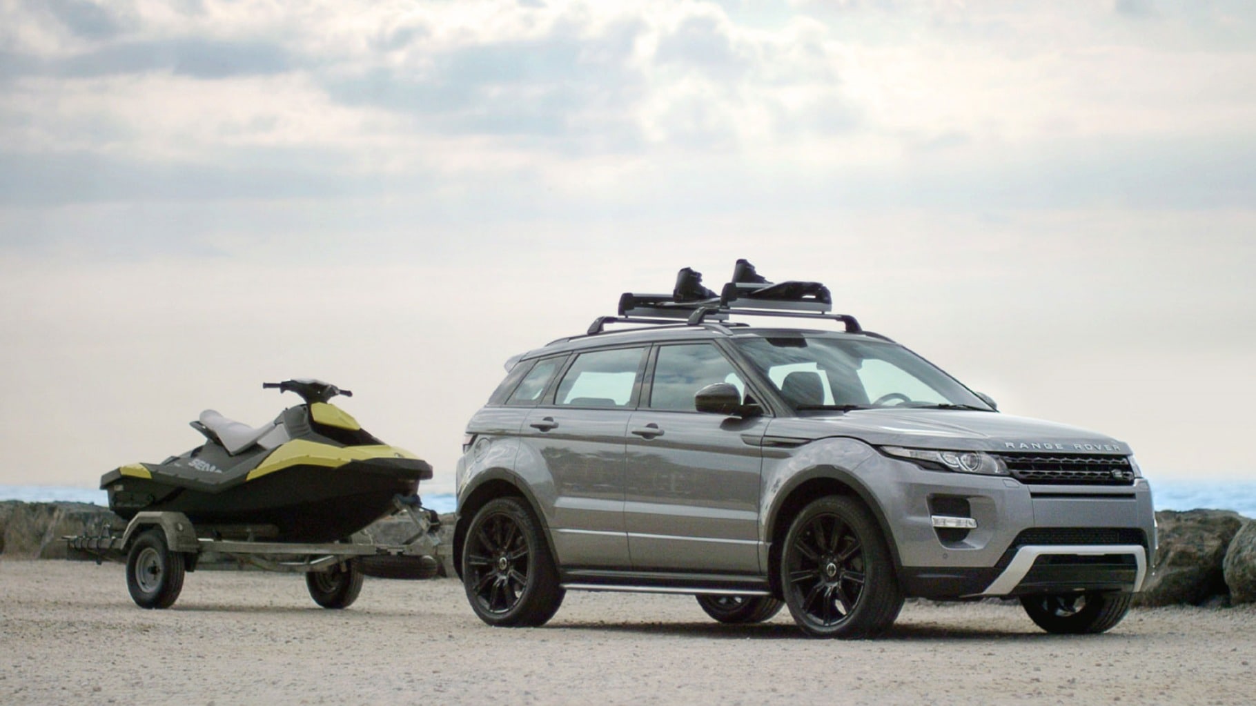 Видео об аксессуарах Range Rover Evoque 