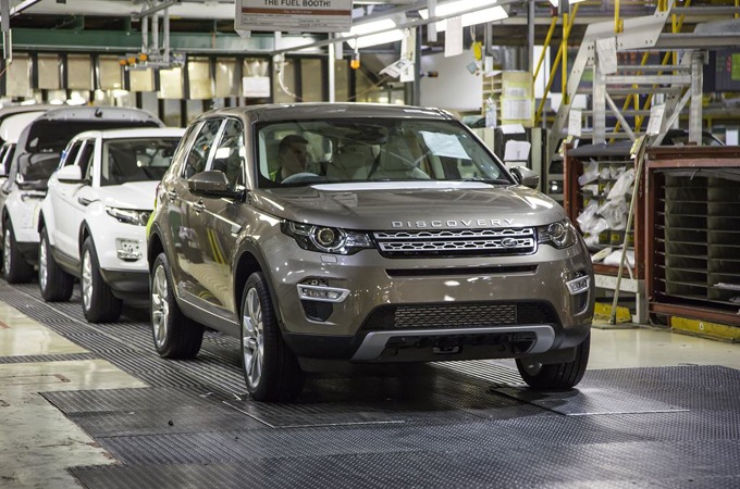 The first Discovery Sport oct-23-article