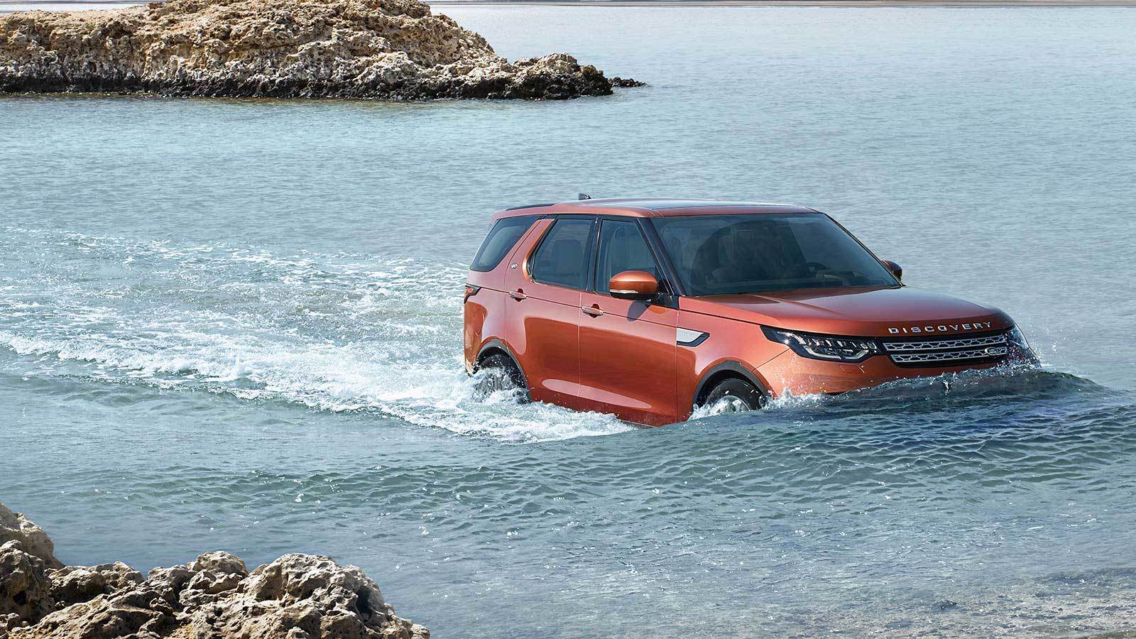 Land Rover Discovery Off-road Driving Multi Purpose Vehicle