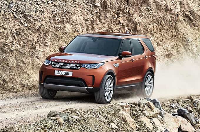 Land Rover Discovery Off-road Driving All-terrain Vehicle